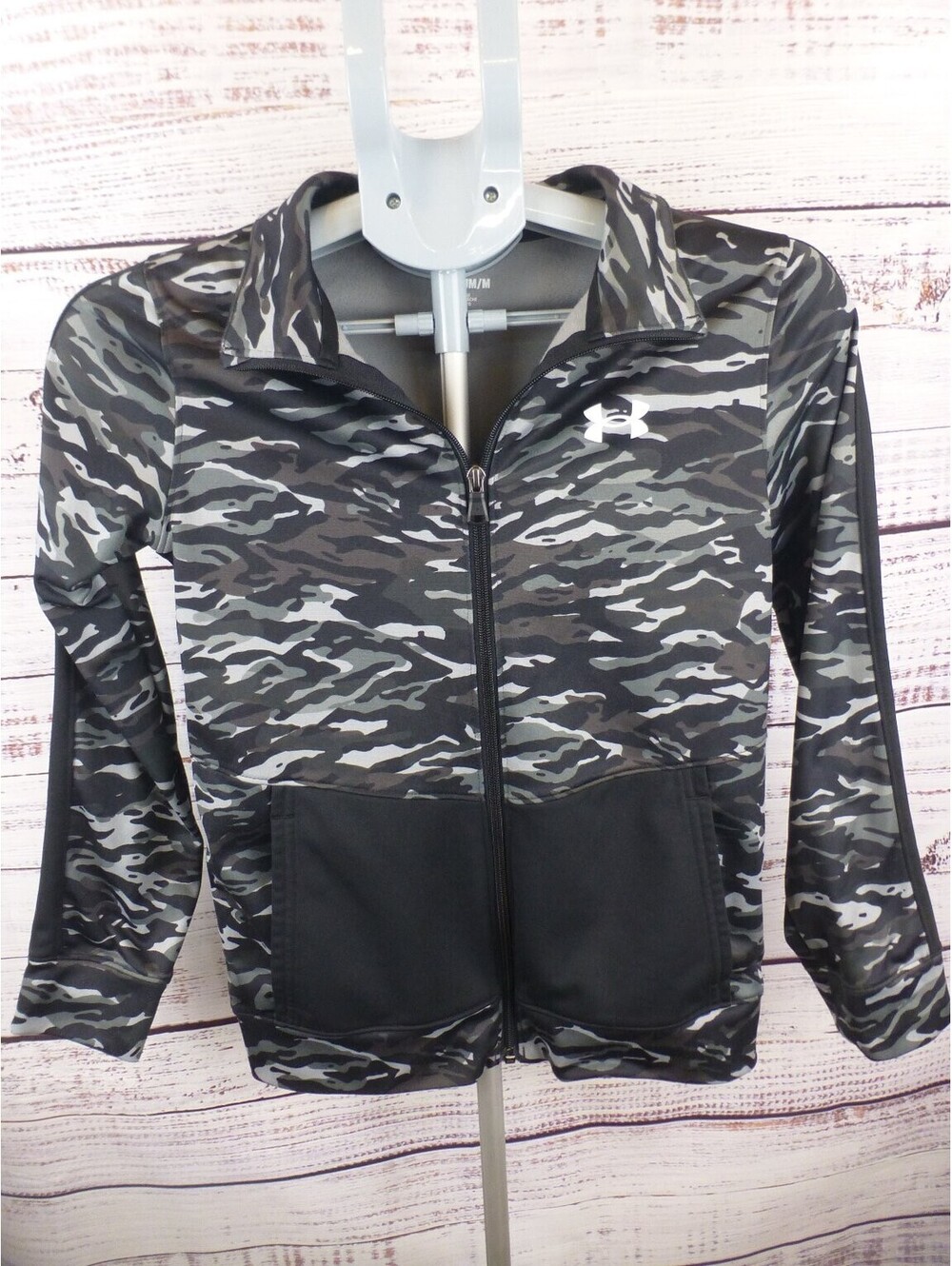 Under Armour Boys Youth Medium Camo Full Zip Activewear Jacket Loose Fit Gray K2